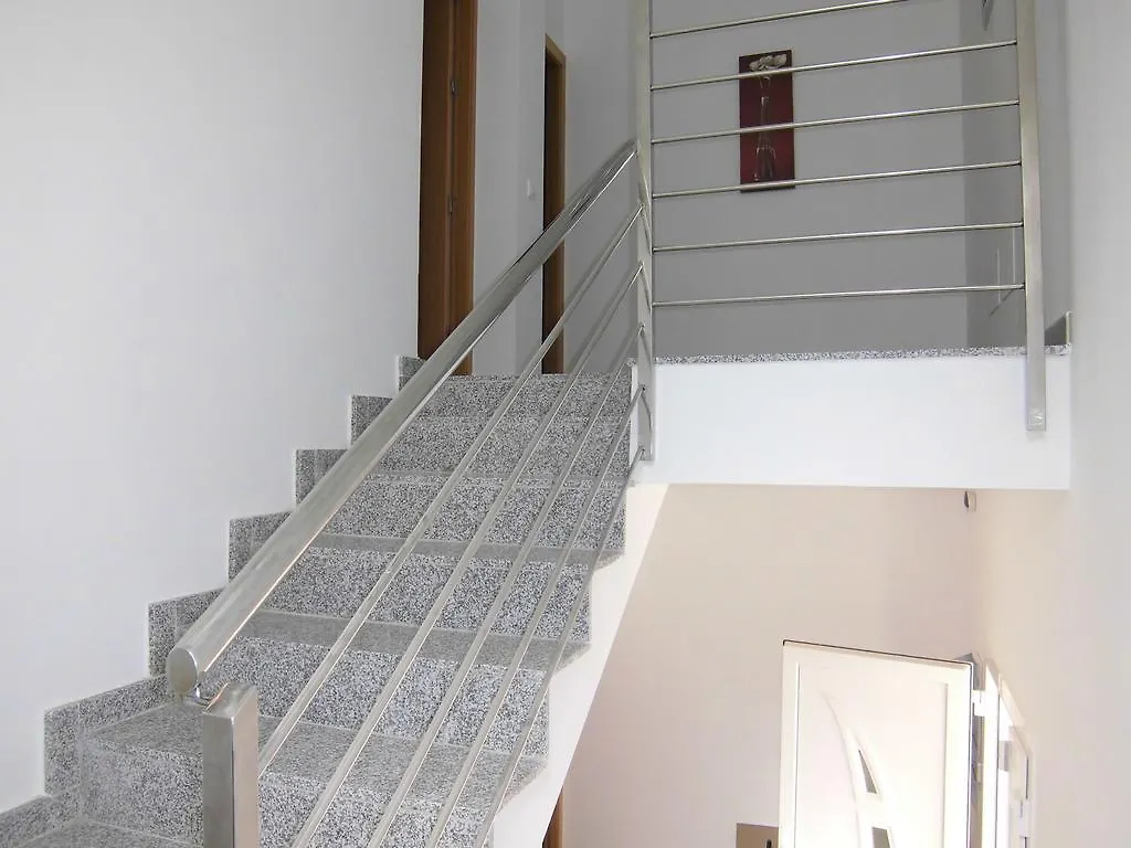 Suites Alexandria يوريت دي مار